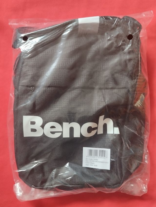 NUEVO Bolso bandolera Bench. - Negro UNISEX 