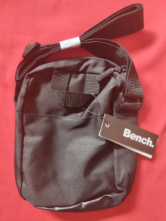 NUEVO Bolso bandolera Bench. - Negro UNISEX 