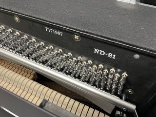Piano Kawai ND-21