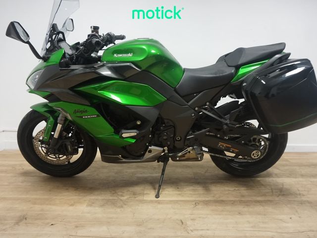 KAWASAKI NINJA 1000 SX (AKRAPOVIC HOMOLOGADO)