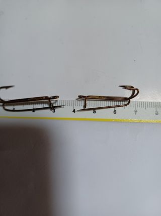 100 Anzuelos Dobles Pesca - Impedibles