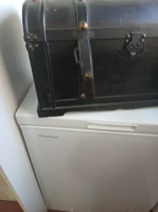 Baúl madera antiguo