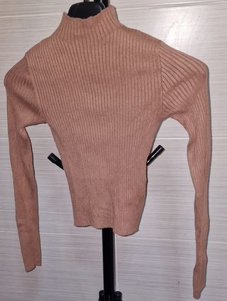 Jersey Bershka marrón