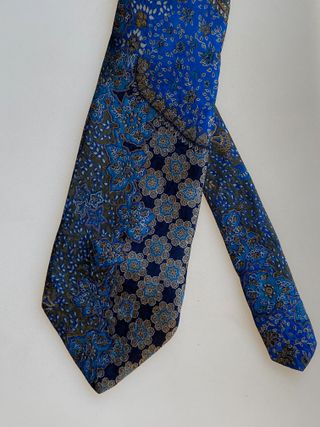 Corbata seda Canasta Santa Eulalia