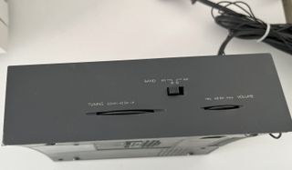 Radio despertador Thomson RR-50 AM/FM