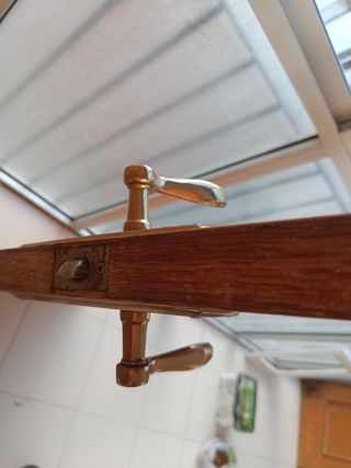 Puerta madera cristalera cocina