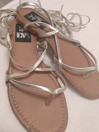 Sandalias romanas doradas Ideal en Piel