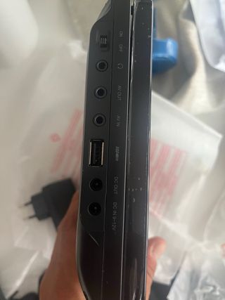 DVD Portátil SK8 9" Doble Pantalla