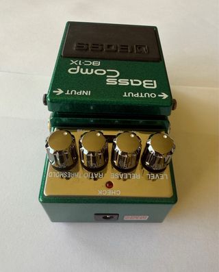 BOSS BC-1X Compresor de bajo