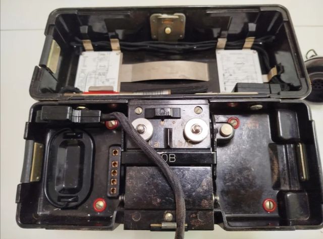 Teléfono militar antiguo OFERTA 4 teléfonos 200€