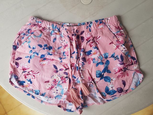 Pantalon corto