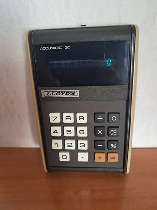 Calculadora Lloyds Accuamatic 30 vintage