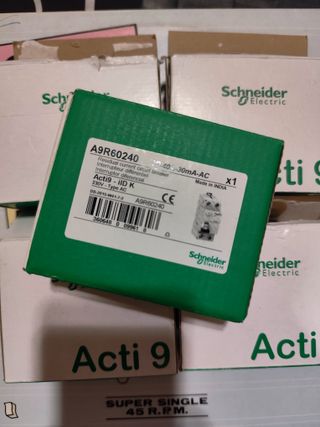 1Interruptor Diferencial Schneider Acti9 2x40 40A