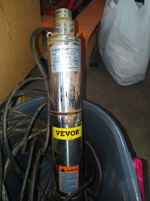 Bomba tornillo 3QGD0.5-50-0.25