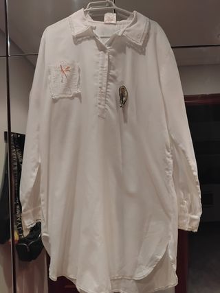 2. Camisolas rayas rosa-blanca .Otra blanca.