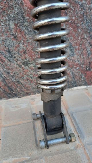 Amortiguador trasero buen estado Piaggio Liberty