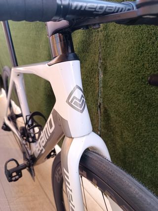 Bicicleta carretera Megamo Rise