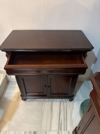 Mesa TV madera caoba