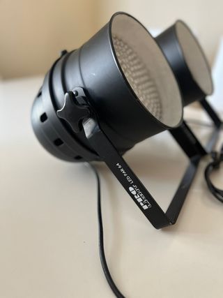 2 Focos PAR LED 64x1W