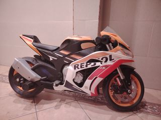 Moto Repsol infantil - Batería