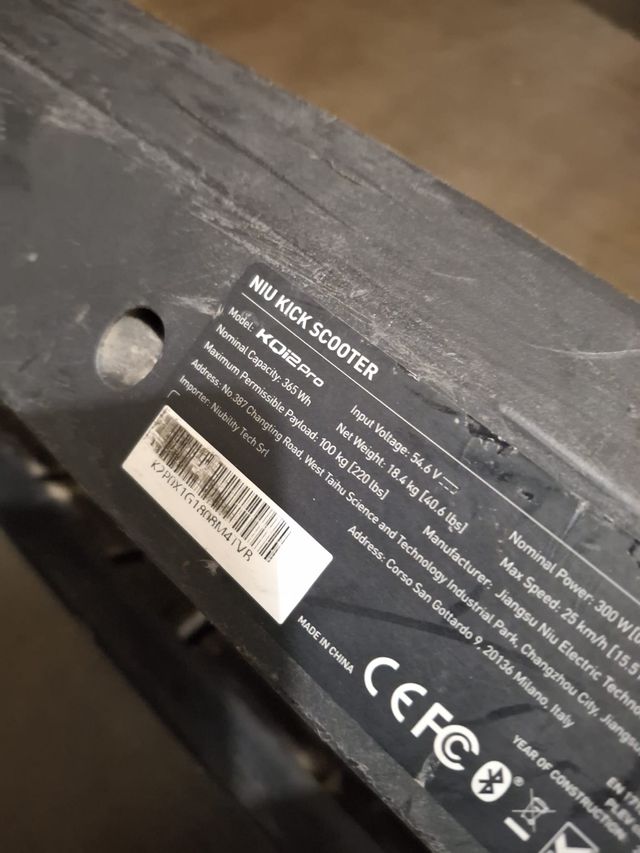 Carcasas patinete Niu kqi2