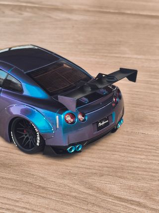 1:18 Nissan GT-R R35, PGM