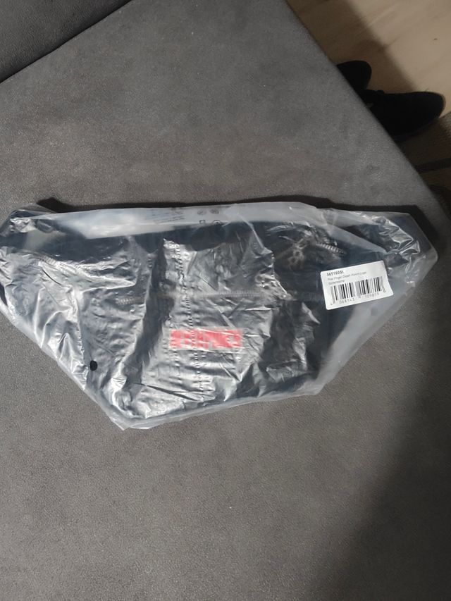 Riñonera Five Finger Death Punch