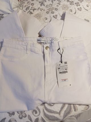 2 Vaqueros Zara Talla 44 - Azul y Blanco