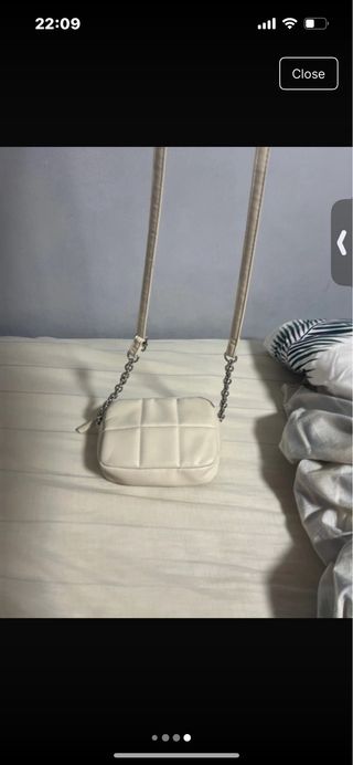 Bolso bandolera Zara blanco