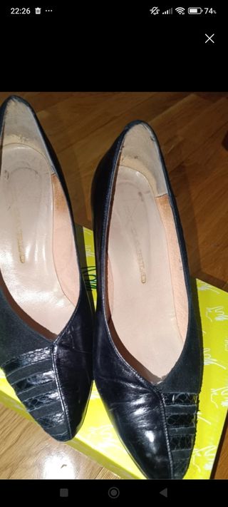 Zapatos negros piel y ante