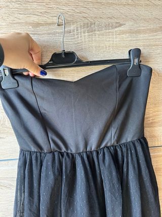 Vestido negro tul