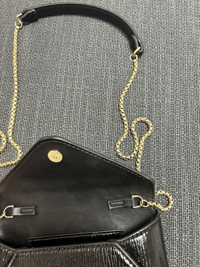 Bolso negro Zara - bandolera