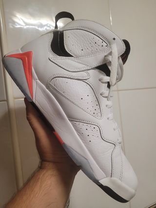 JORDAN 7 RETRO