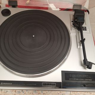 Tocadiscos Pioneer PL-127 - Plata