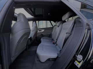 Audi Q8 2023 FULL BLACK