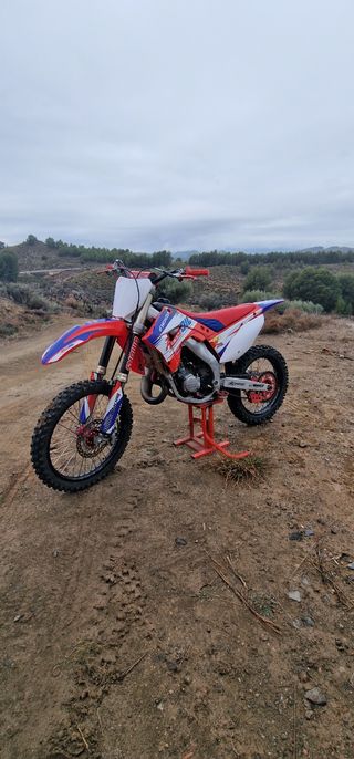 Honda CR125 Motocross