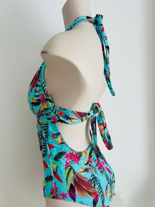 Bañador turquesa estampado tropical