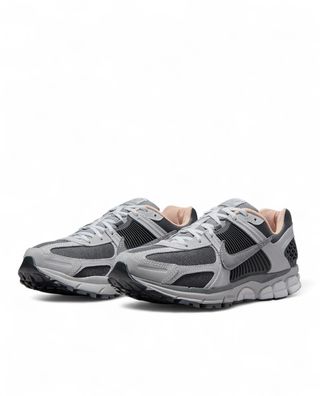 Zapatillas Nike Zoom Vomero 5 - Gris - Talla 45.5