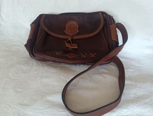 4 Bolsos - Beige y Negro