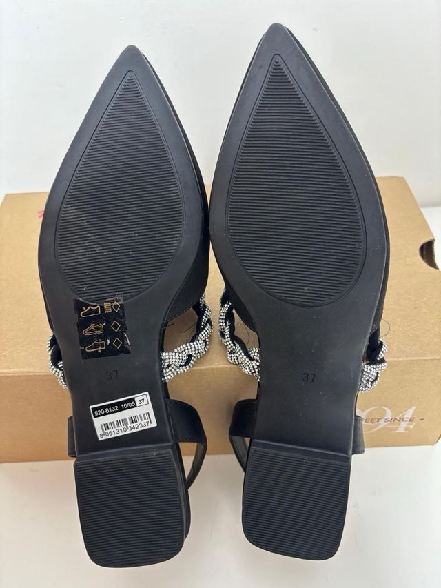 Zapatillas Bata Red Label negras