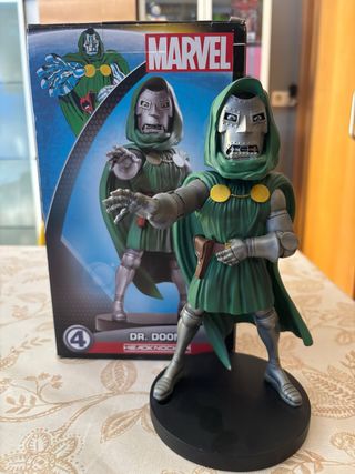 Dr. Doom Headknocker Figura Marvel