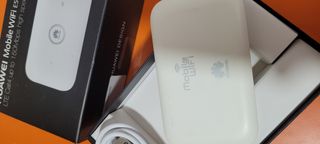 Huawei Mobile WiFi E5573c - 4G LTE