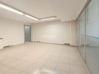 Oficina en venta en Instituts - Universitat en Lleida