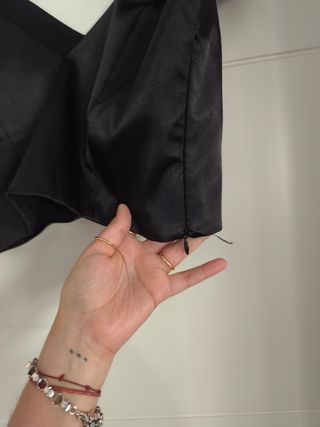 Top negro Zara con lazos - Talla S