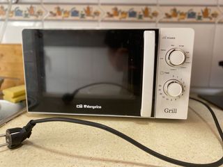Microondas Orbegozo Grill