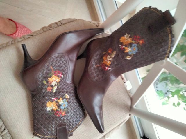 Botas piel marrón, talla 40
