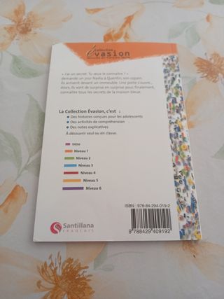 EVASION NIVEAU 1 DANS LA MAISON BLEUE + CD