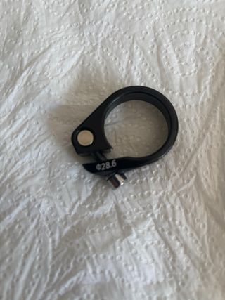Cierre abrazadera tija sillín 28.6mm Tanke
