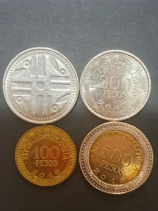 8 Monedas Colombia: 50, 100, 200 pesos