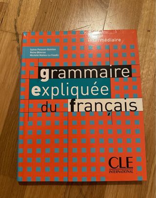 Libro gramática francés